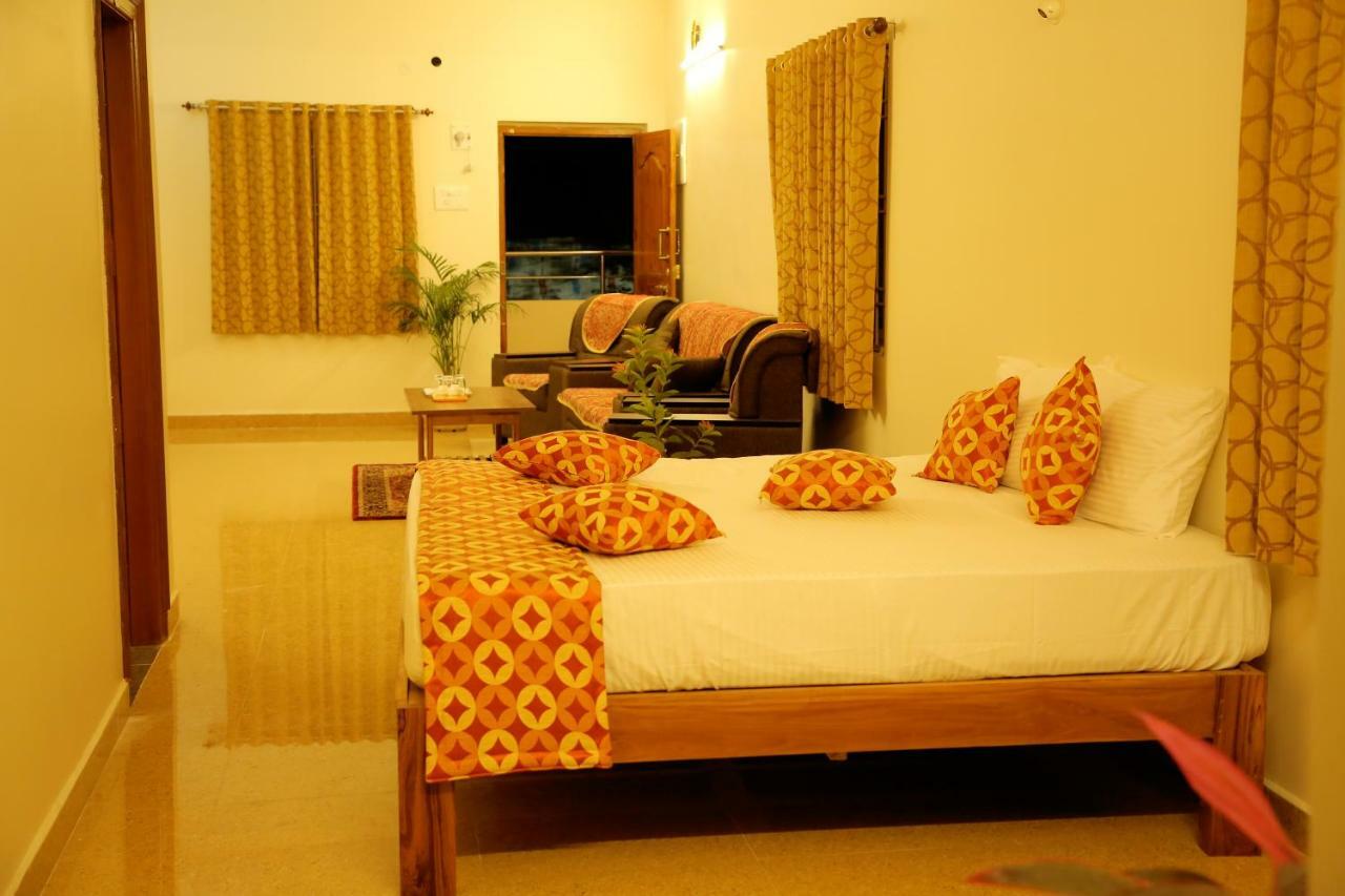 Bhavana Homestay Tirupati Buitenkant foto