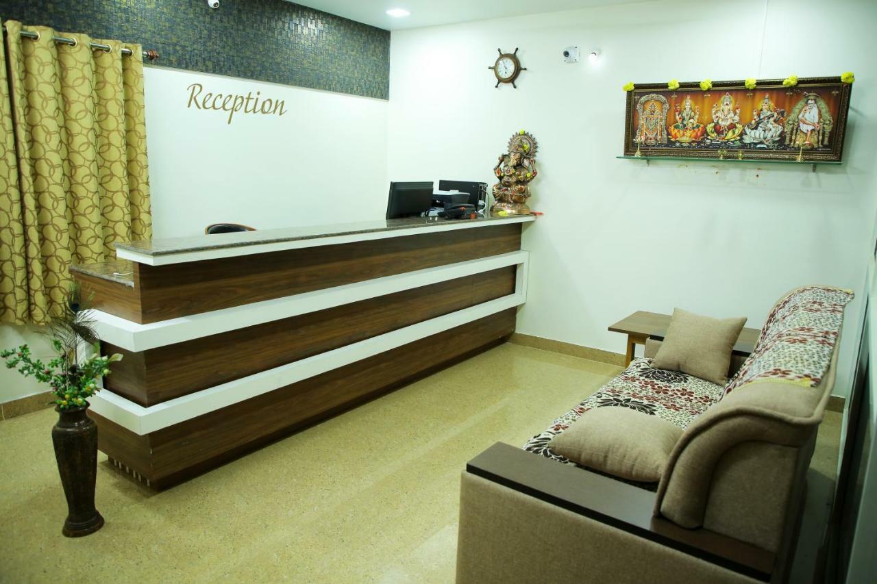 Bhavana Homestay Tirupati Buitenkant foto
